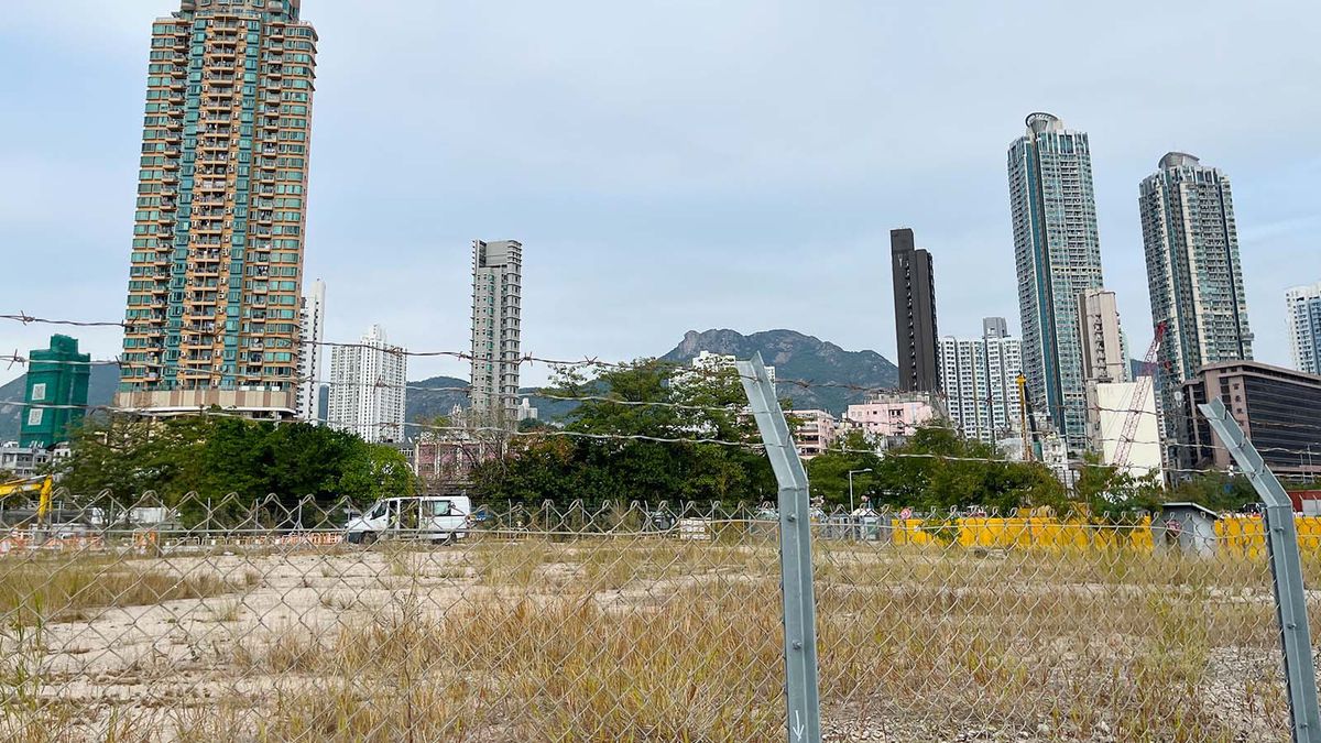 港股分析｜長實低價中標啟德地皮、建中小型住宅單位｜專家：首站目標價50元｜農曆年前短炒攻略