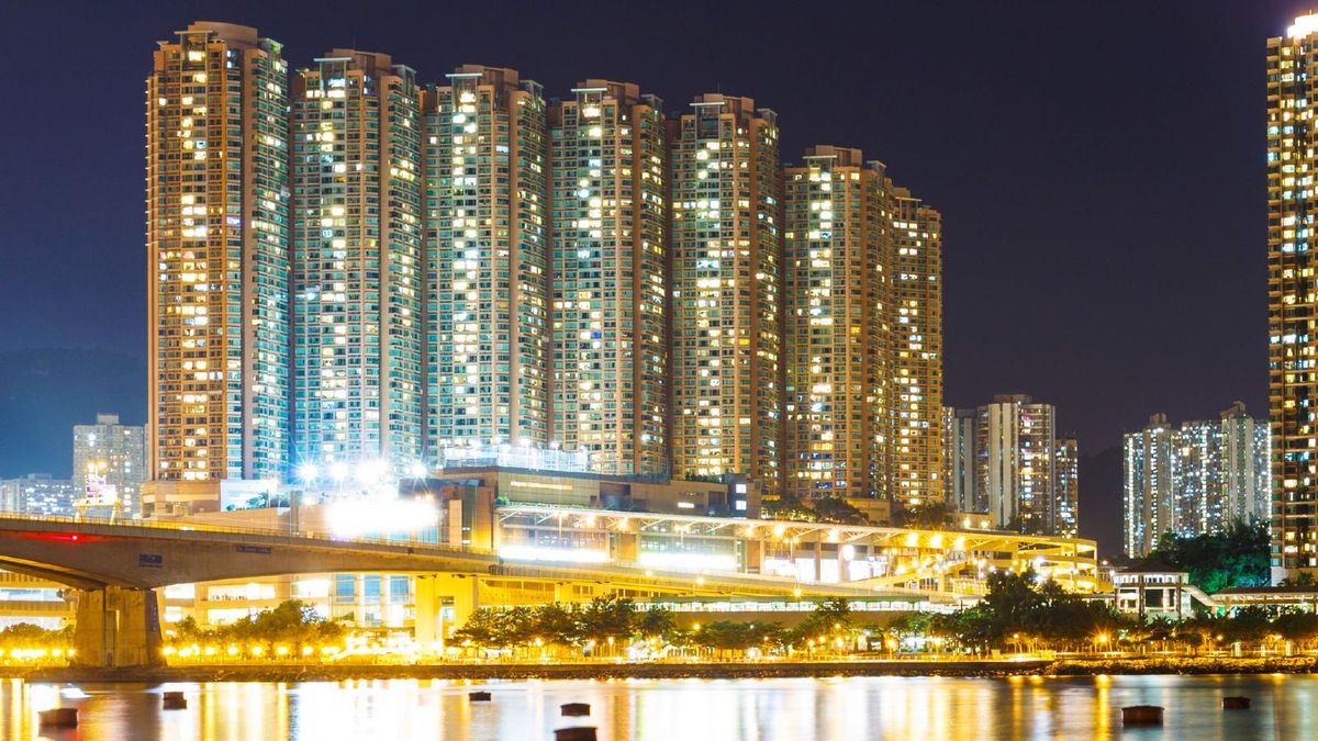 樓市成交2023｜內地優才取香港永久身份即入市！802萬購青衣盈翠半島2房