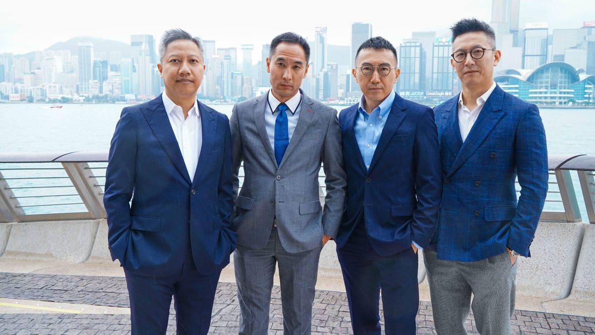 連城集團, 專輯, 多元化, 會計