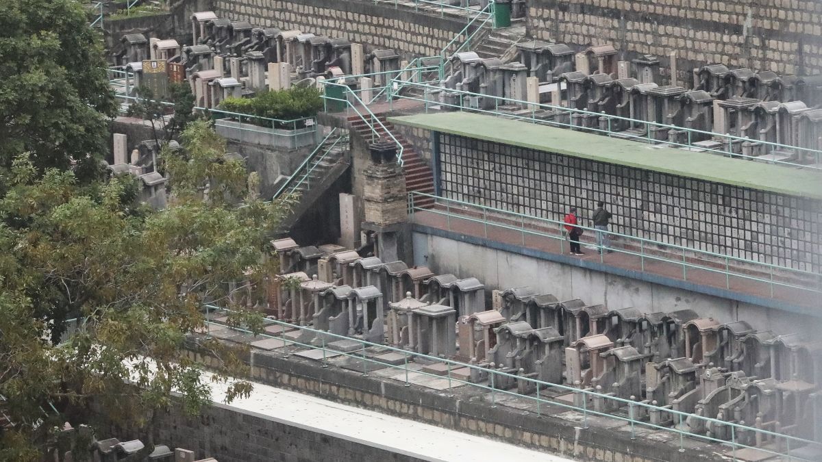 食物環境衞生署招聘公務員｜二級工人月薪14,075元｜毋須大學畢業、協助撿拾骨殖｜附申請方法