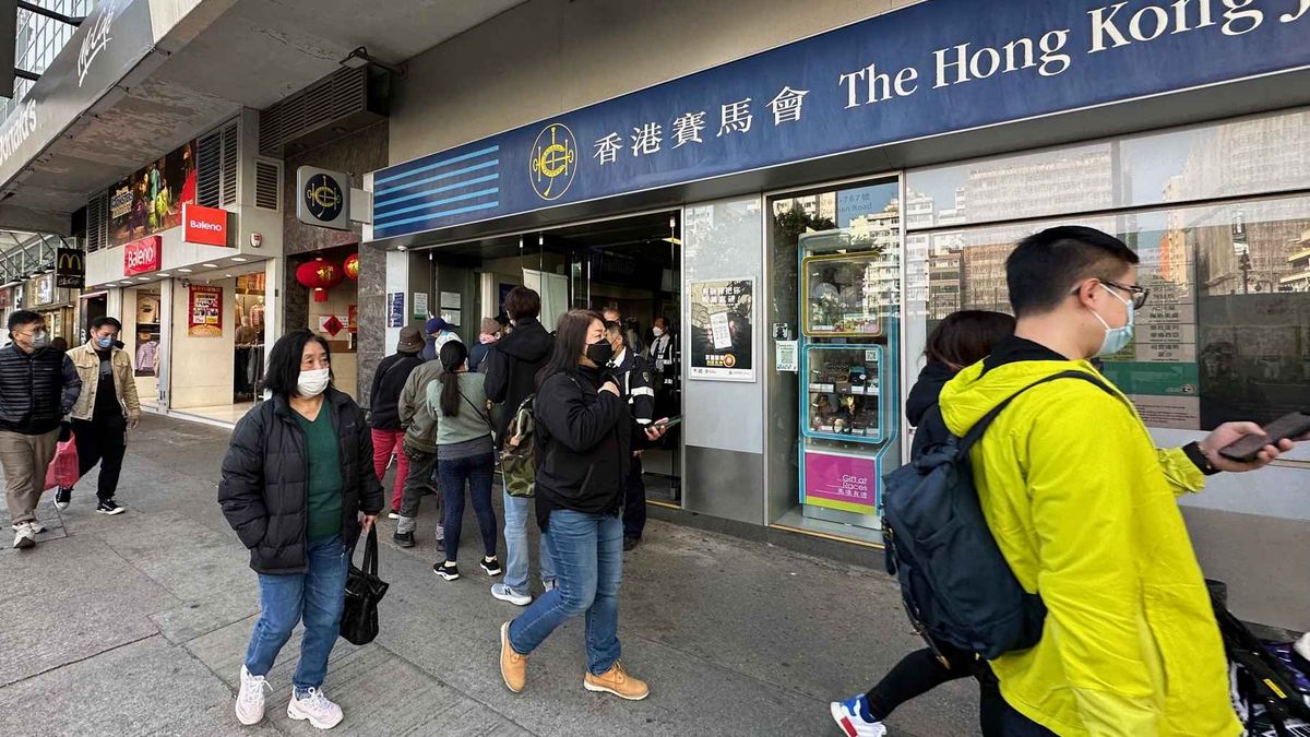 六合彩攪珠｜2月2日頭獎獨中8,000萬｜10個字複式要2,100元｜近10期最強號碼＋投注玩法