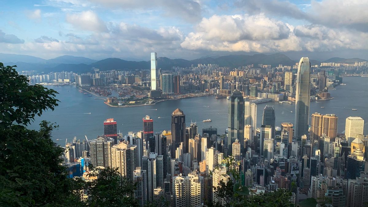 青年興、則香港興｜仲傾仲講