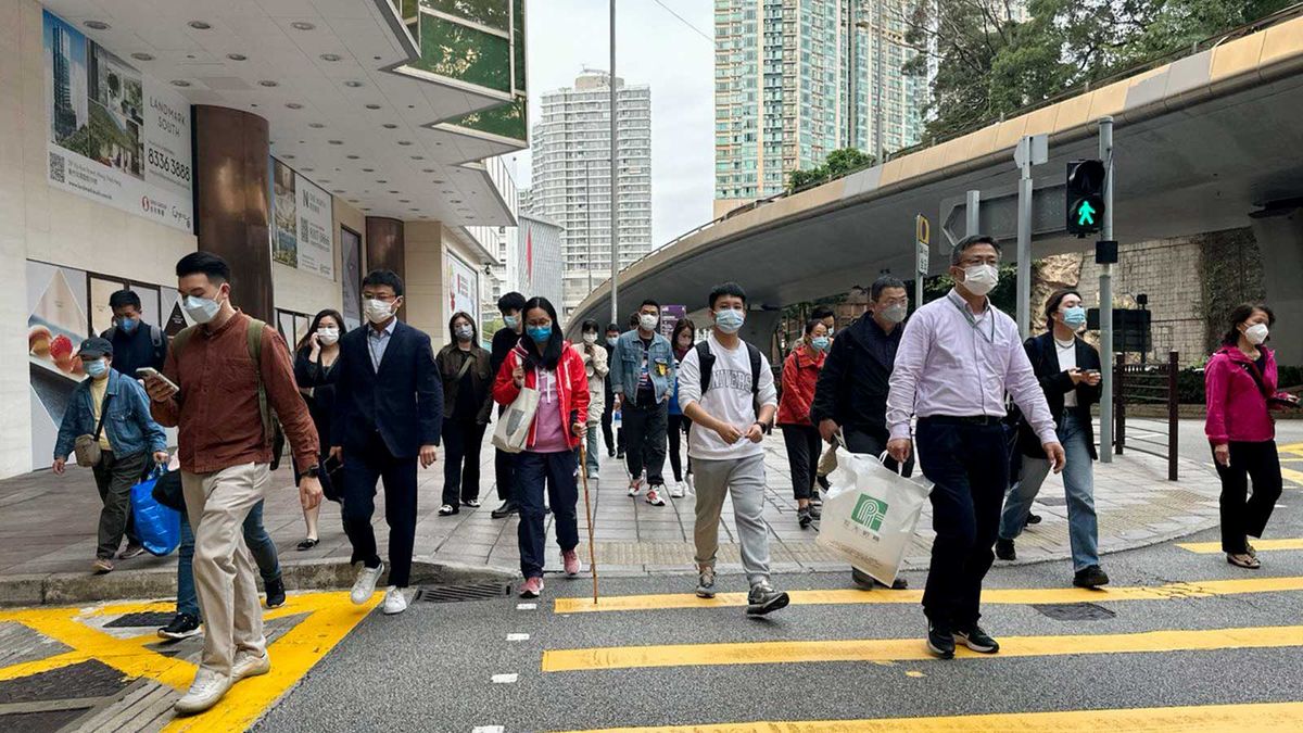 最新《綜合住戶統計調查按季統計報告》出爐中，當中包括8個行業收入中位數變化。