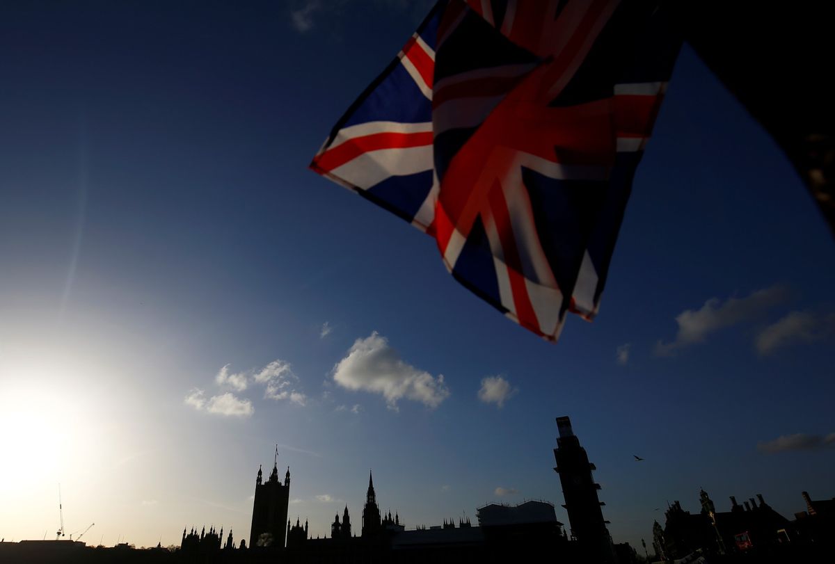 英鎊匯率走勢2023｜英國加息將完 VS 美國未加完｜專家料英鎊兌港元再跌逾7%｜升學旅行唱錢新攻略