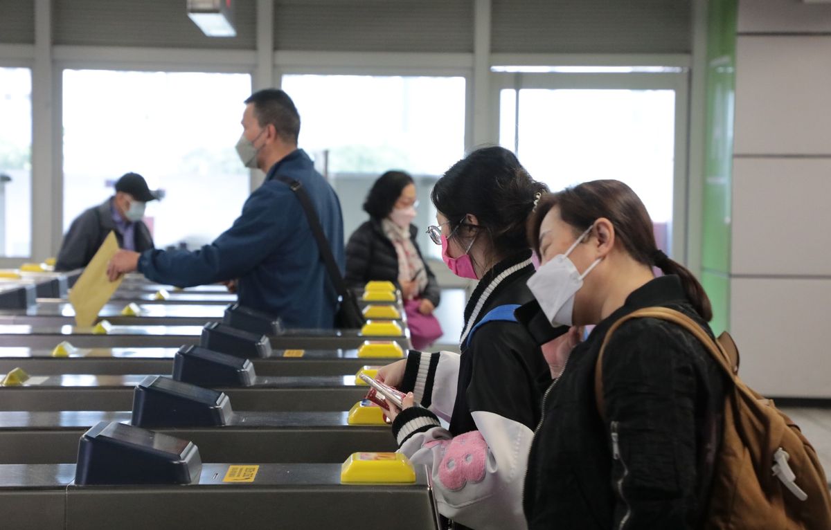 港鐵票價檢討2023｜可加可減引入利潤掛鈎！5大優惠：搭車半價