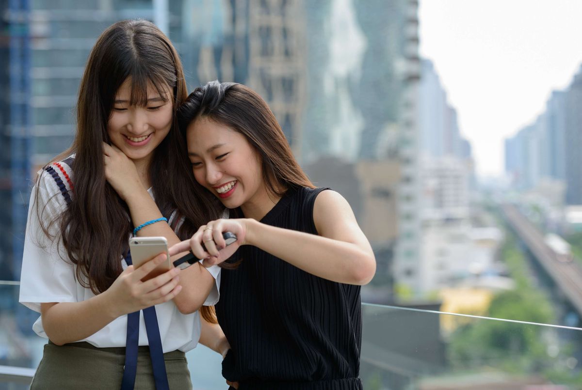 職場攻略｜研究：靚仔靚女收入多賺15%、一招反客為主年薪多2,000美元