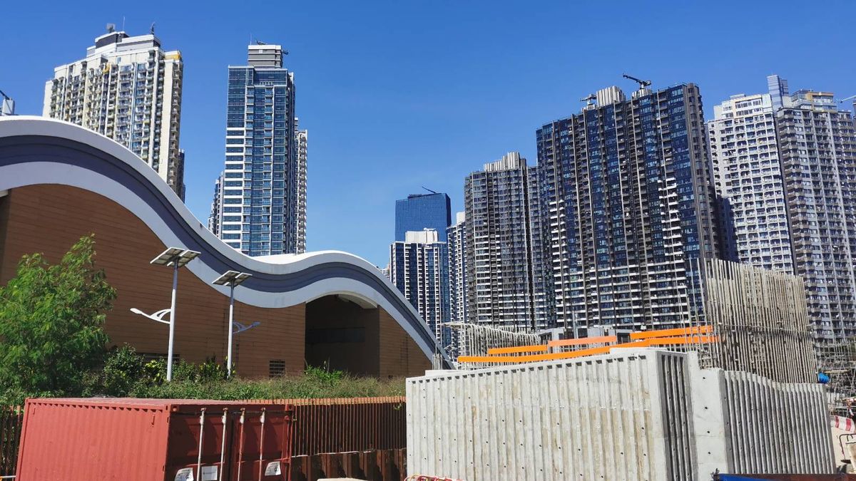 樓市走勢2022-官方樓價指數連跌4個月-中原地產-全年樓價料跌百分之十五-銀主盤增至1000個