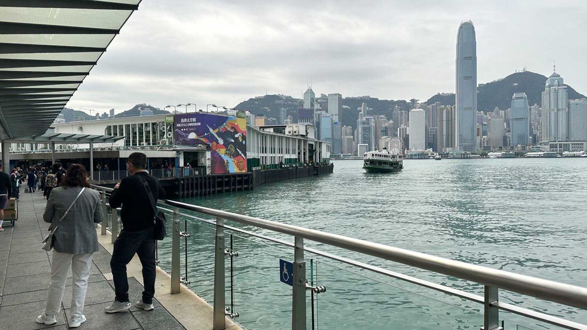 香港是最高信用度的市場！資金完全沒有流走！不要再給悲情蒙蔽