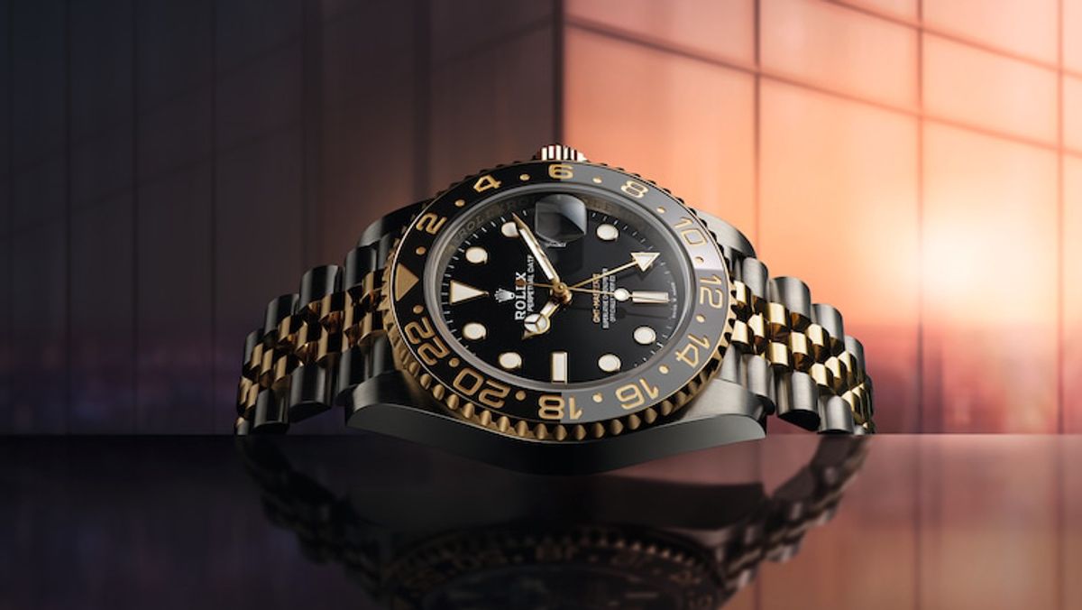 勞力士Rolex｜2023新款GMT-Master II：灰黑雙色陶瓷字圈、黑金色「金鋼」組合