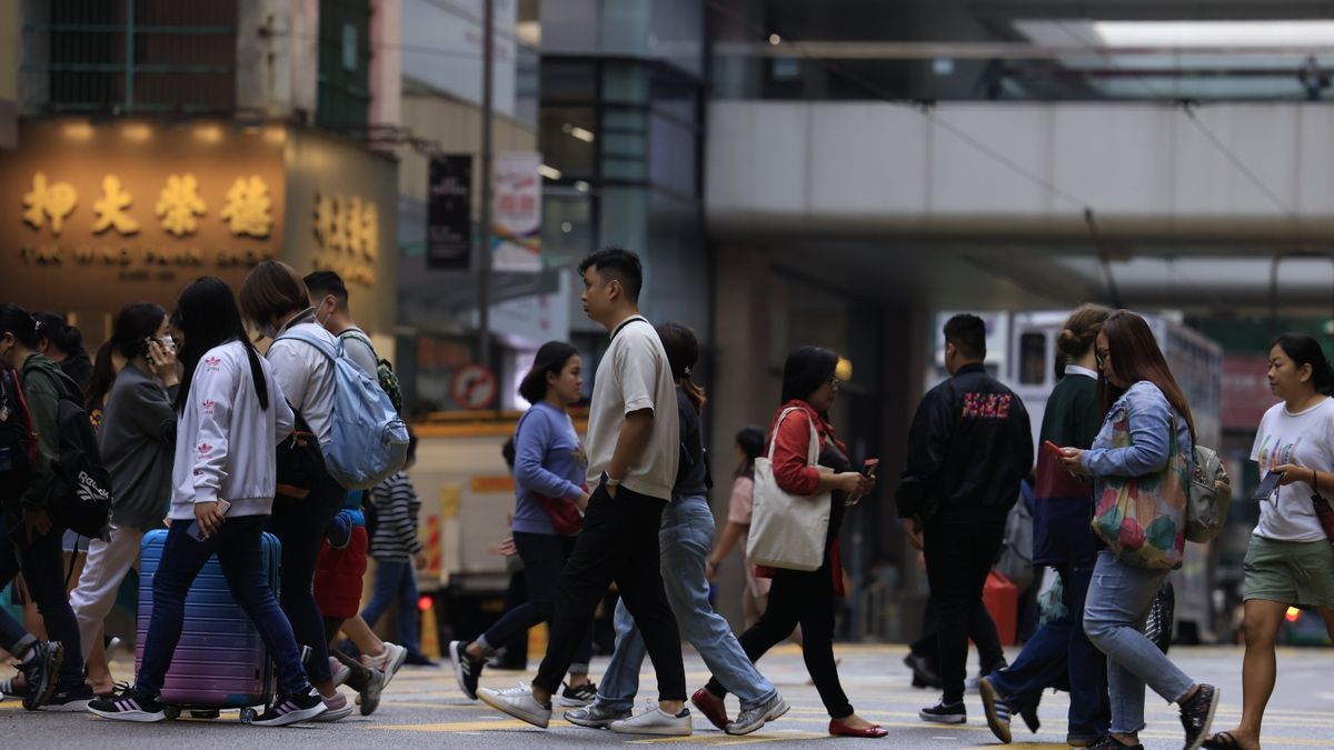 全港住戶入息中位數28,300元｜18區比較：觀塘入息下跌兼最窮｜有一區收入增長近10%｜即睇你住果區最新行情