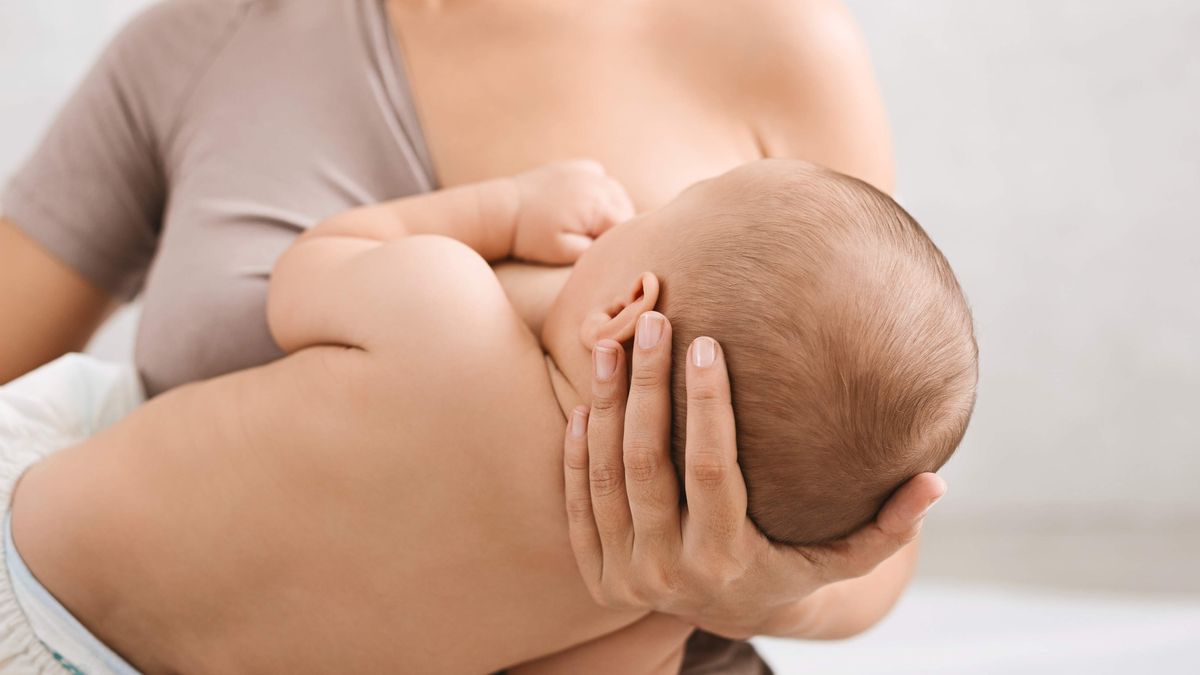 兒童健康｜初生嬰吃母乳都有腸絞痛！醫生：媽媽不需特別戒口｜兒科診療室