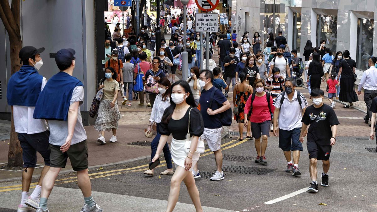 薪酬趨勢2023｜香港最新入息中位數：女性收入增700元、男女薪金差距收窄至3,200元！9個行業人工比較