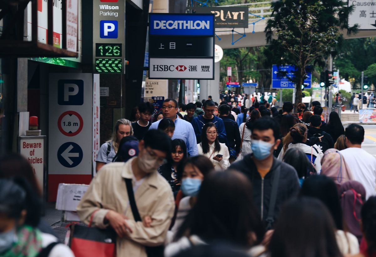 港元定期｜半年或以上定存優惠比較：6個月3.7厘 vs 188天3.4厘！入場賺息逾52,000元｜5間銀行定期格價