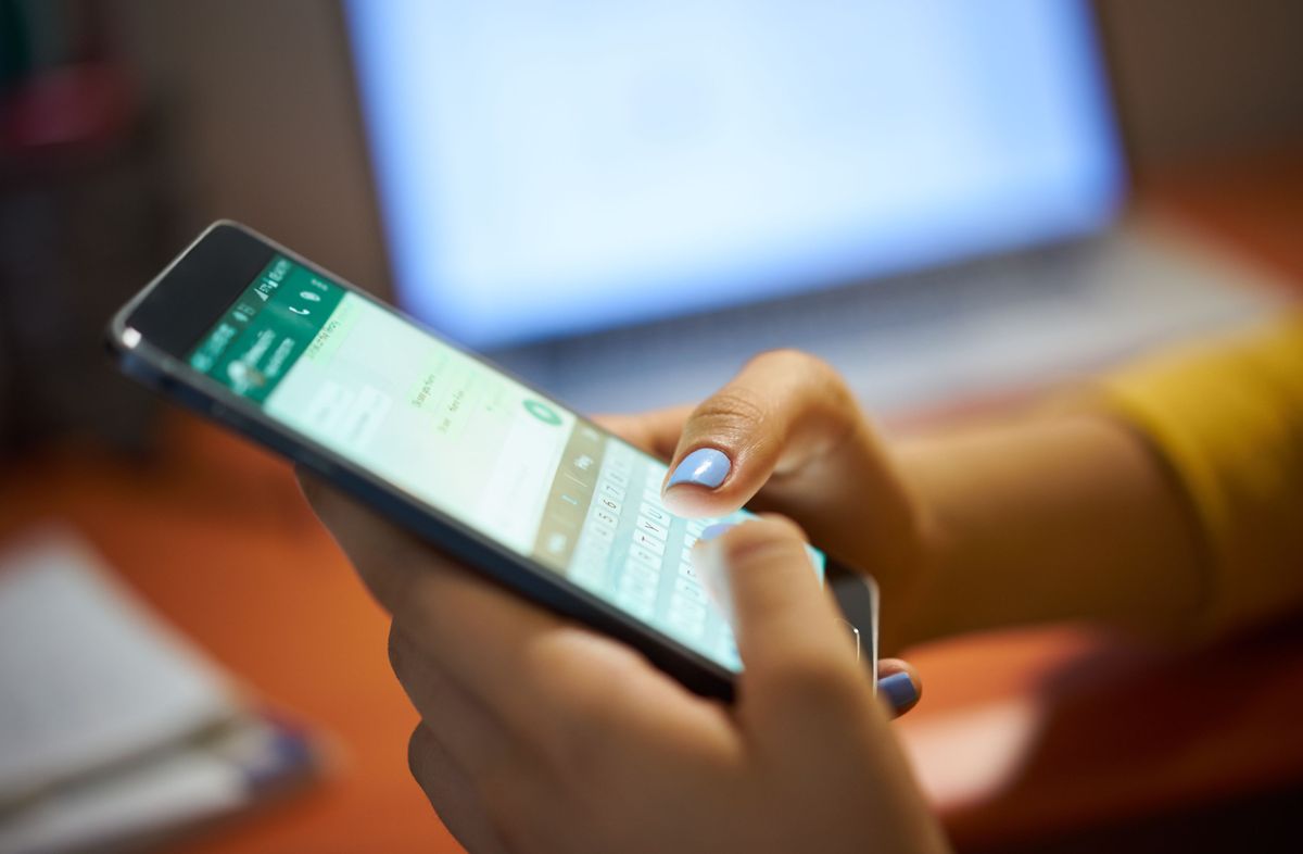 WhatsApp更新2023｜限時對話訊息保留、5機共用一個帳號｜9個用家必學功能