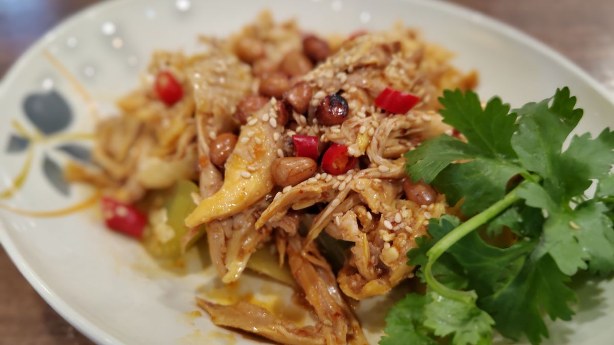 香港好去處｜塗鴉貨櫃任打卡 麗閣美食街新店進駐 正宗酸辣粉超惹味