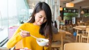 職場攻略｜一餐飯睇透一個人：食飯慢是注重過程、熱愛美食易有幸福感｜12種飲食習慣揭性格秘密