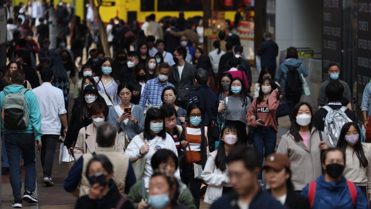 薪酬趨勢2023｜最新入息中位數20,000元、較上月統計少300元｜一個行業收入跌1,000元！9個行業工資水平一覽