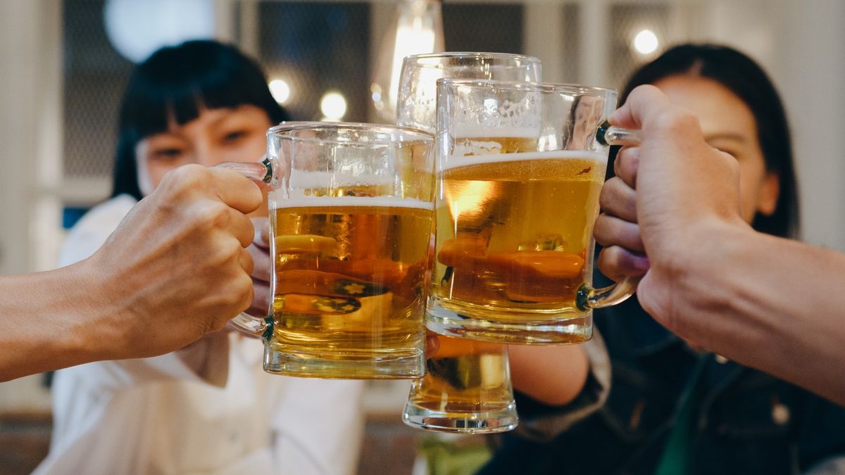 職場攻略｜10種飲酒人心解讀看性格：愛飲悶酒、酒後斷片等