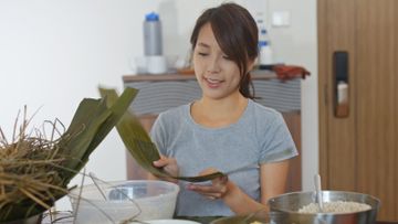 端午節2023, 端午節, 端午節禁忌, 端午節假期, 五月初五, 五毒月, 九毒日, 游龍舟水, 行山是大忌, 送粽切忌送一串, 5個五月初五傳統禁忌, hkbt, 香港財經時報