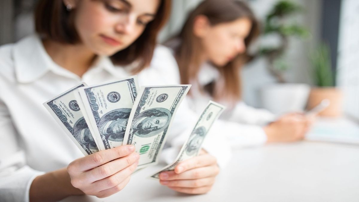 理財方法｜百萬富翁增持現金、Cash is king再成熱話？背後隱藏一個秘密