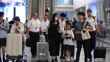 英國移民2023, bno, visa, ilr, 移民簽證, 簽證料加價2成, ihs加66, 新申請至少多付2581英鎊, 移英申請費用, hkbt, 香港財經時報