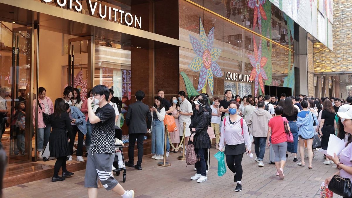 港元定期｜8月份高息優惠追蹤：6個月最高4.4厘、入場賺11,000元！8間銀行利率比較