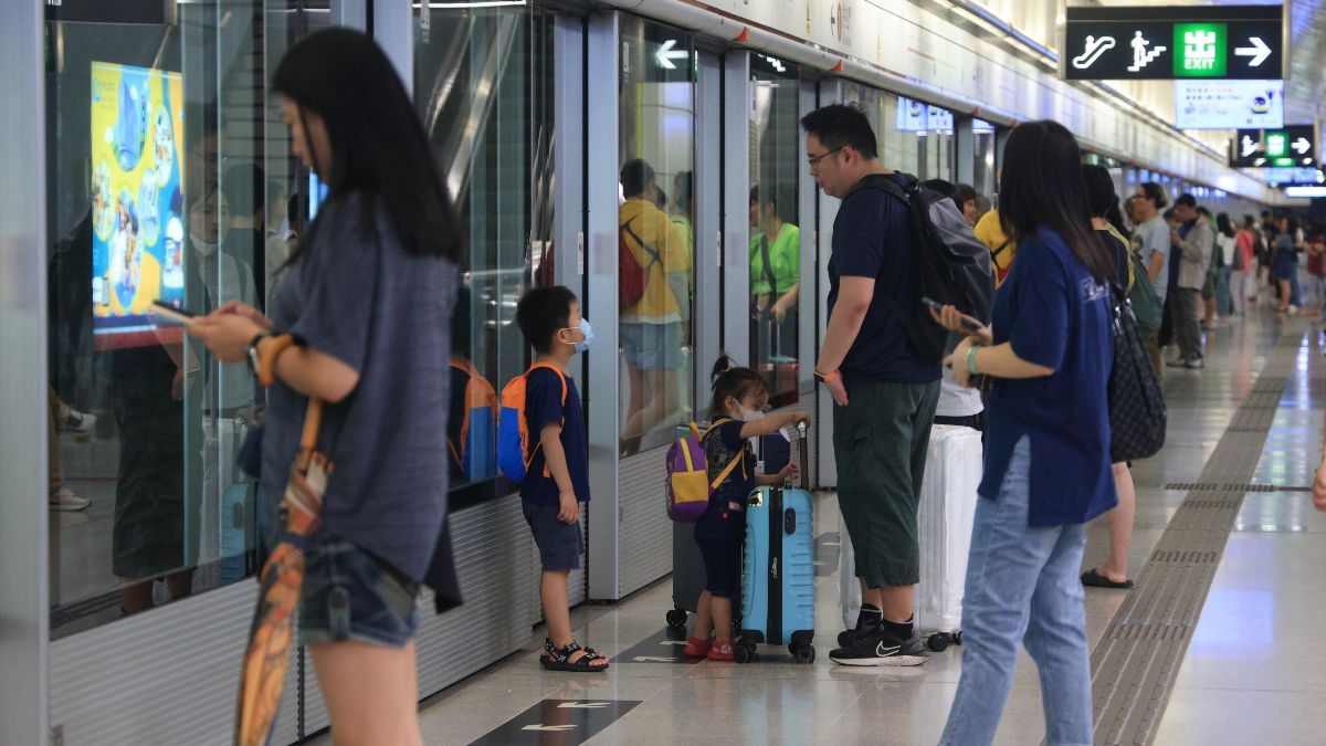 筍工招聘｜港鐵8月站內招聘日：全職年尾有雙糧、與家屬免費乘搭  兼職時薪66元｜附申請方法