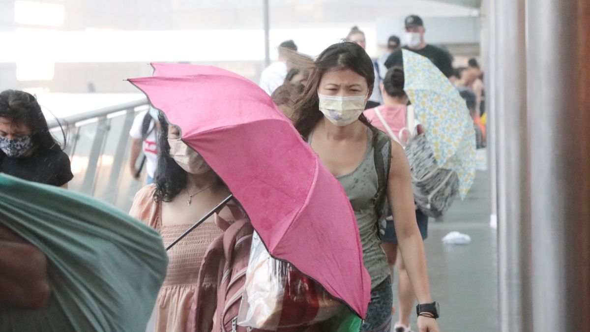 天文台颱風消息｜周末「雙颱風」形成、5年難得一見「跨界颱風」｜未來九日天氣預報