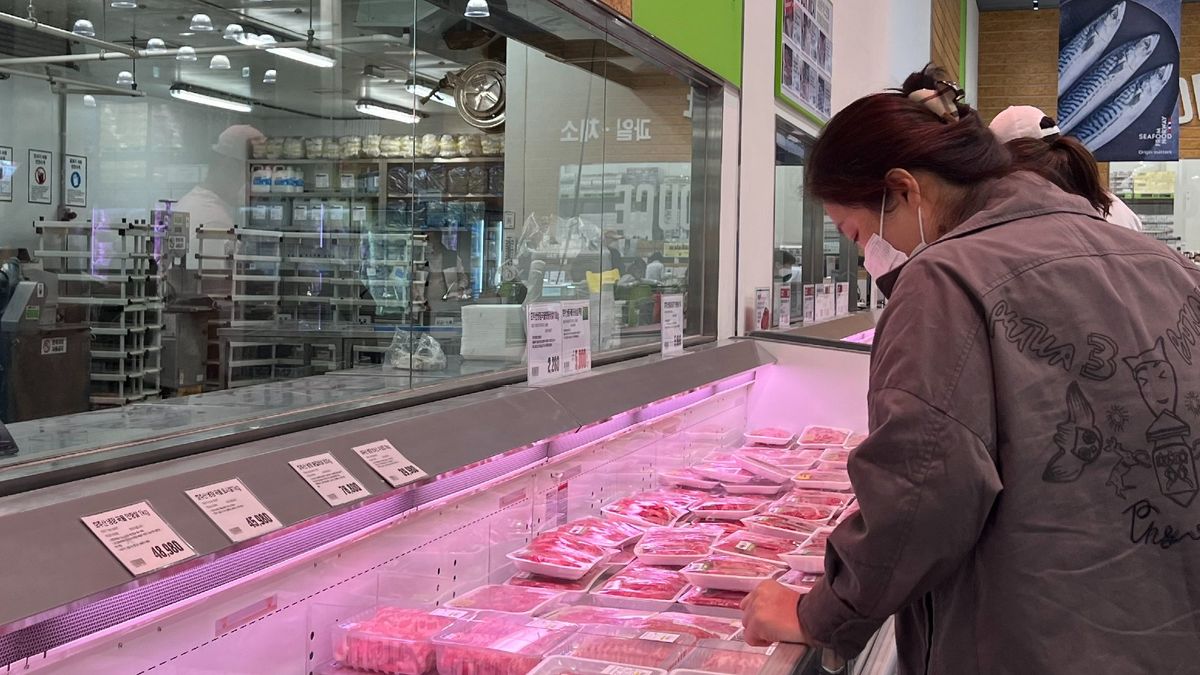 職場攻略｜內地超市請牛肉試食員！3個要求：每日食5公斤牛肉、不限性別年齡學歷｜獲聘後新年送成隻牛