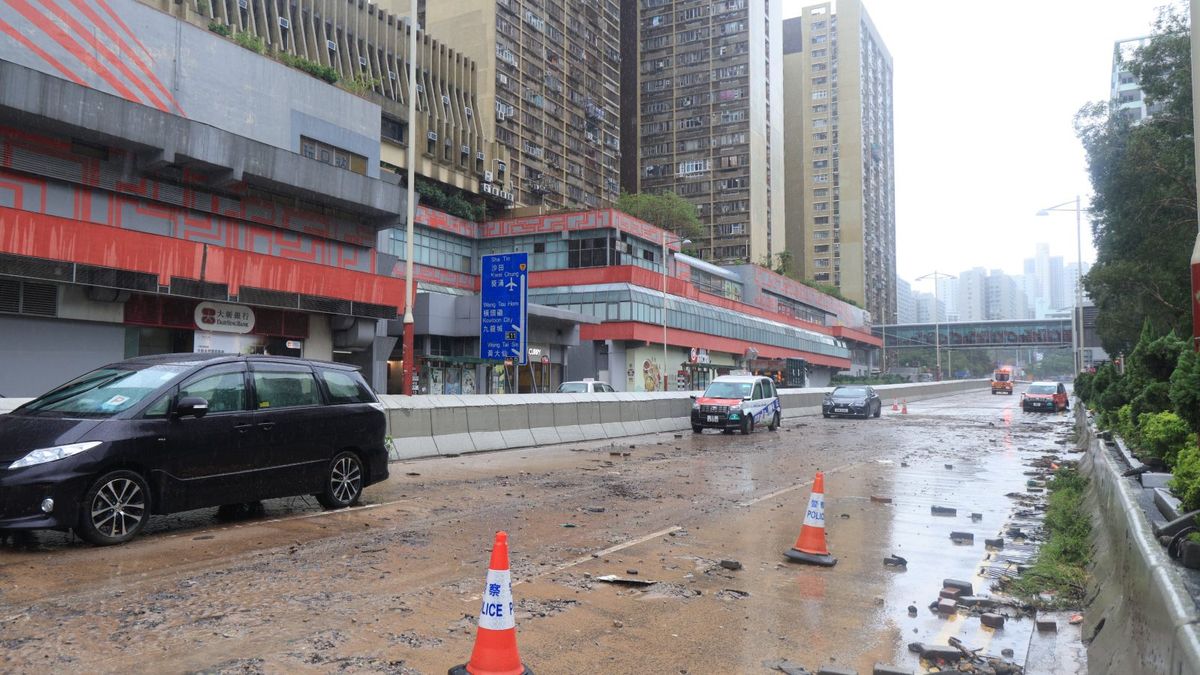 世紀暴雨津貼2023｜12個緊急援助基金接受申請：全港47個服務站協助交表！地址＋服務時間