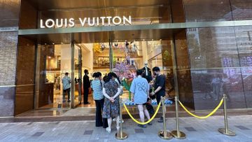 筍工招聘, 招聘, lv, louis, vuitton, 招聘日, 銷售助理, 店長職缺, 附申請方法, hkbt, 香港財經時報