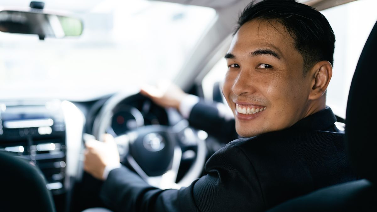 政府物流服務署招聘公務員｜汽車司機月薪18,965元：無學歷要求＋要通過駕駛技能測試｜申請方法