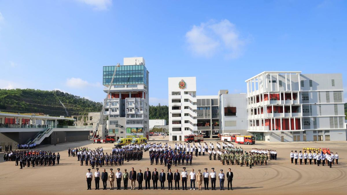 13份政府工招聘｜消防處、房屋署、民政署...全部毋須大學畢業！10份公務員：最高起薪46,925元｜附申請方法