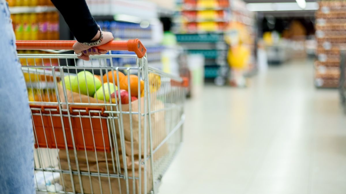 美股分析｜Costco 業務持續向上現價大致合理區頂部！附投資策略