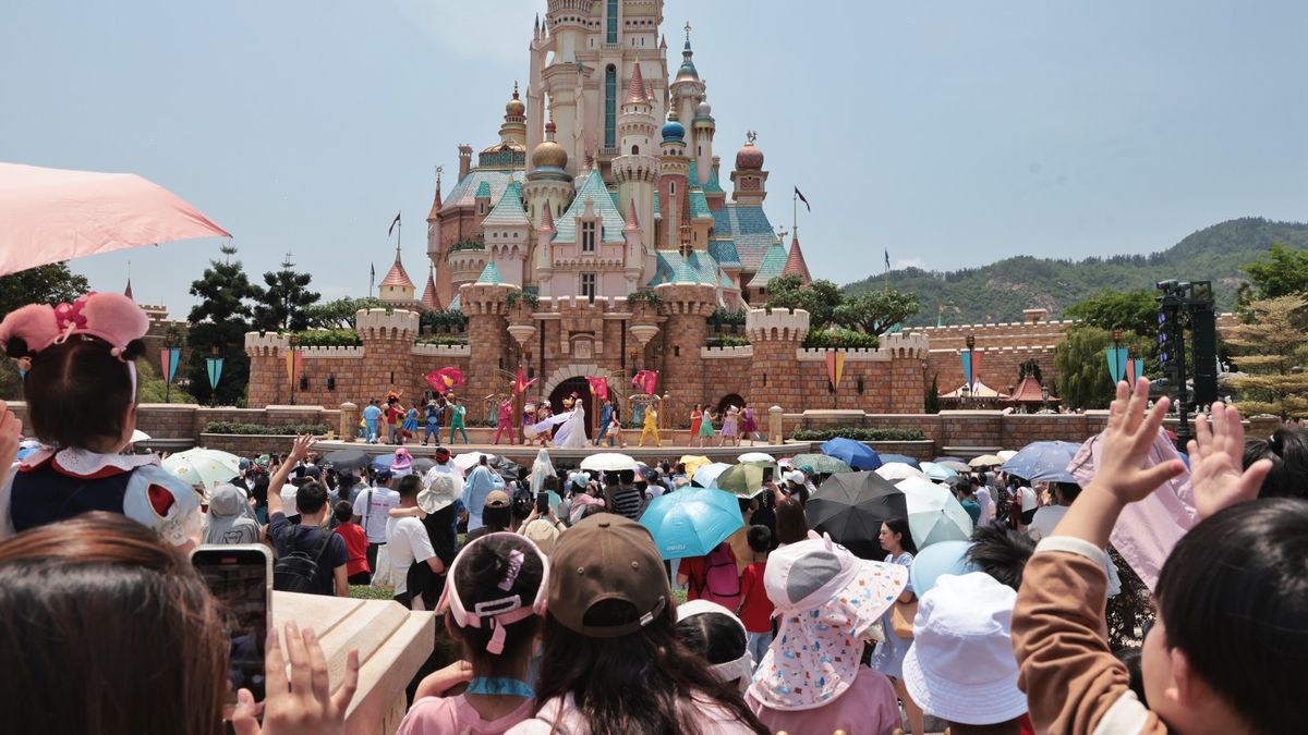 香港迪士尼加價！增設新1日門票種類！最繁忙日子成人門票879元！1個期限前原價購票