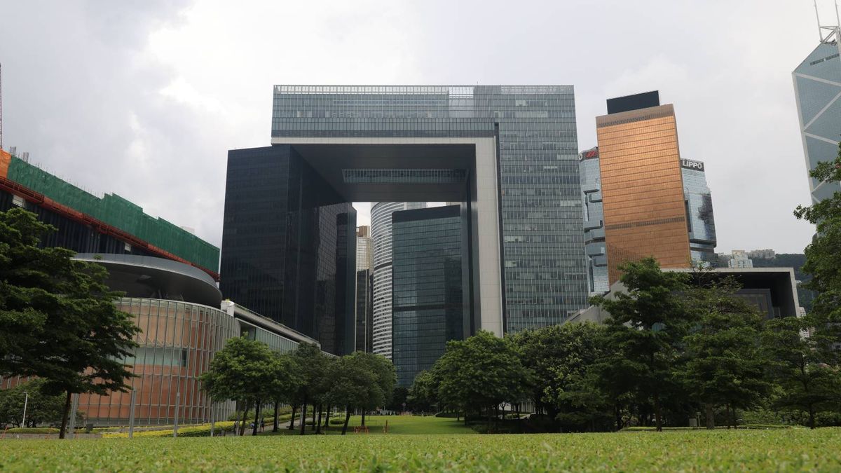 8份政府工招聘：政務司司長辦公室、郵政署、教育局... 4份公務員：毋須大學畢業、月薪由14,481元至22,895元｜附申請方法