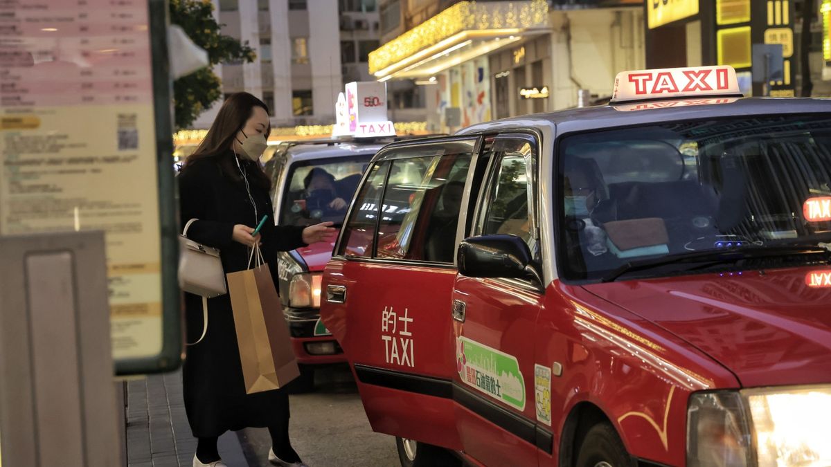 的士業界明早11時擬罷工3小時！不滿政府無取締「白牌車」！料超過500輛的士參與