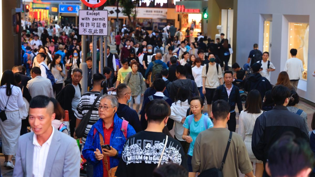 短存加長存減！1年港元定期有乜選擇？新優惠4.65厘、存百萬賺息46,500元
