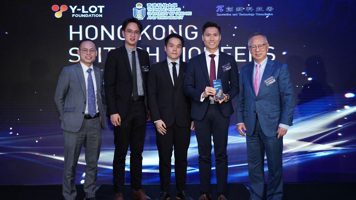 生物科技先鋒獎得獎者 Mr. Edmund CHAN, Co-Founder & COO, Meat the Next Co Ltd  及其團隊。