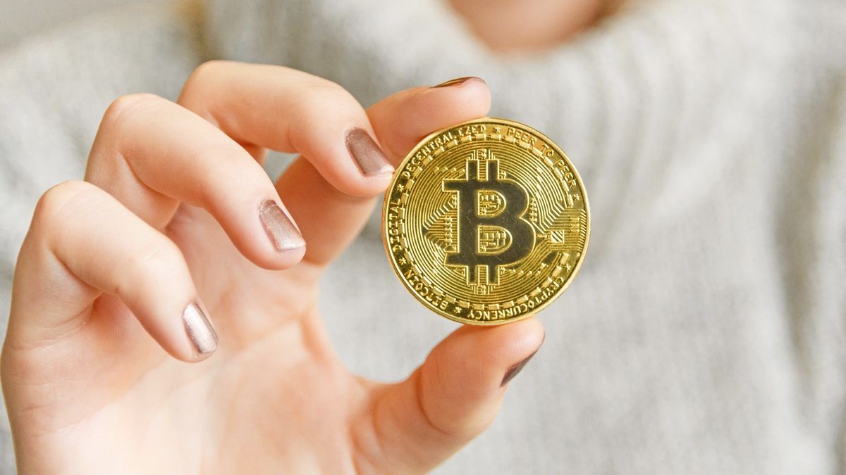 港股推薦｜比特幣現貨ETF獲批！香港上市FA南方比特幣目標21元