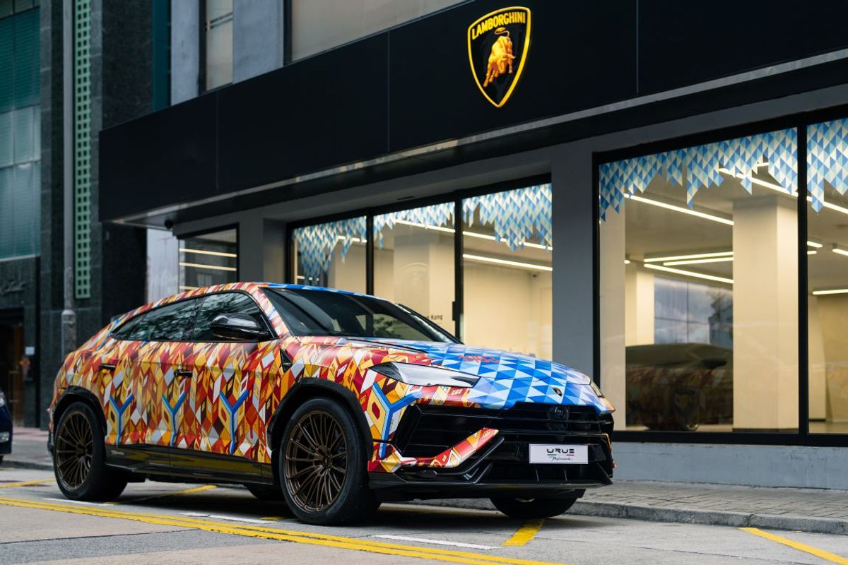 林寶堅尼, 60周年, 中國慶典活動, 超級跑車, 超級suv, 四川巡遊, 旗艦車, revuelto, hkbt, 香港財經時報