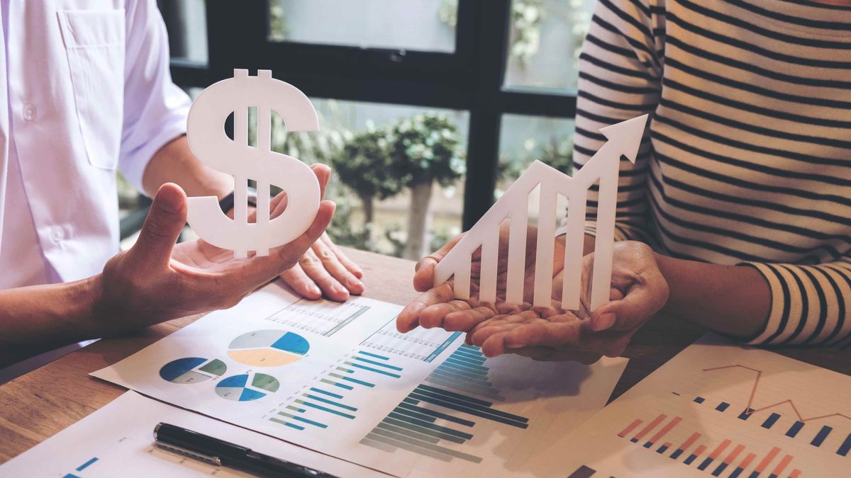 理財個案｜現金同股票比例2:3！有3隻股票蝕緊想再買收息股求推介