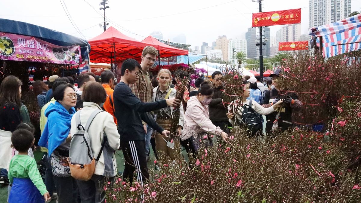農曆新年2024｜8個必知年初拜年禁忌：衣著避開黑色、深藍！上頭柱香謹記3個吉時