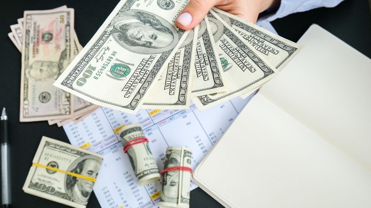 理財方法｜首富家族代代相傳的儲錢秘技！身家絕不會比蓋茨少｜龔成教室