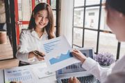 投資展望｜減息預期大幅調低、施羅德調整股票看法｜有一個地方股票估值較美國股票更具吸引力