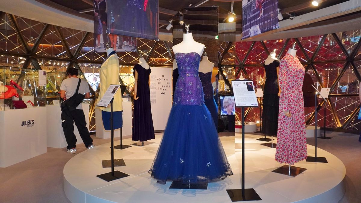 香港好去處｜戴安娜王妃珍藏展：18日起免費參觀！5件必睇服飾