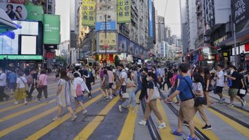 長者優惠, 交通, 娛樂, 北上, 深圳, 留港, 樂悠咭, 贈100元增值額, 25個景點, 免費, hkbt, 香港財經時報