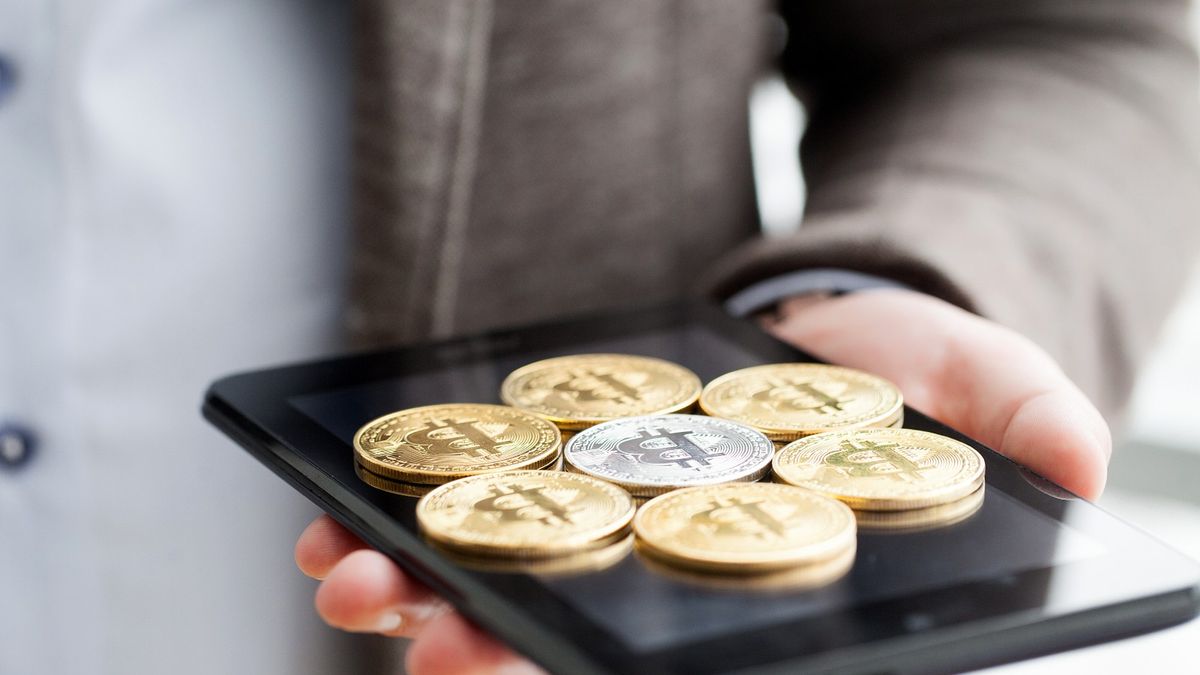 比特幣現貨ETF：香港料4月30日上市｜2大因素渣打分析師睇好、BTC年尾高見15萬美元