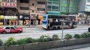 網民熱話｜帶榴蓮上車乘客逼停巴士、掀兩極討論！8條必知巴士守則：企樓梯最高罰2,000元