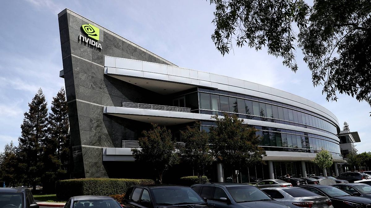 美股分析｜Nvidia季績收入年增262%！股票1拆10擁2大優勢、樂觀目標價見呢個數｜龔成薦入市策略